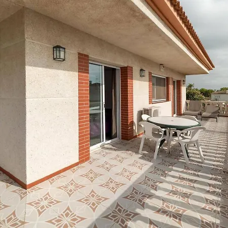 Villa Vista Cunit Es Gran Casa Con Piscina, Barbacoa